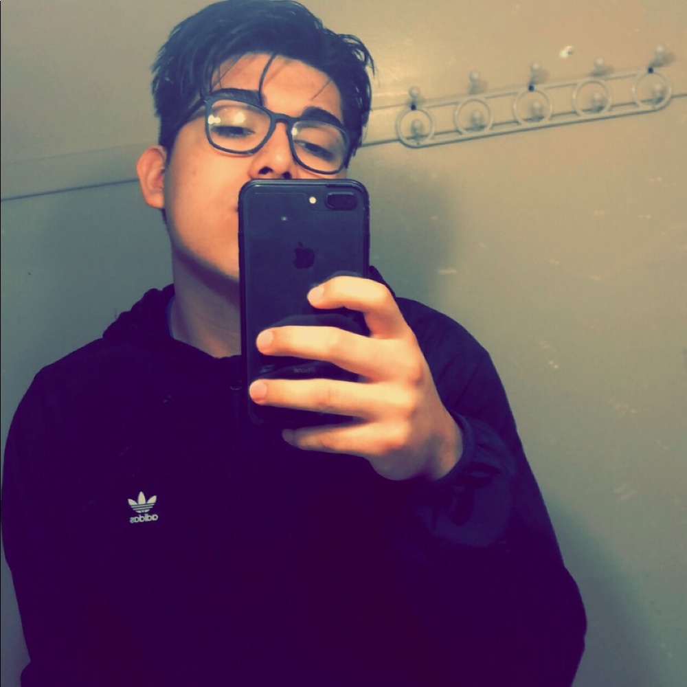 Meet your Posher, Ńœ